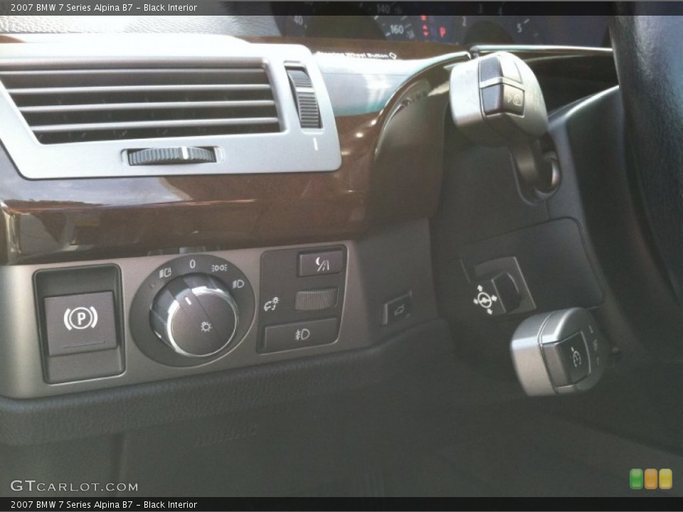 Black Interior Controls for the 2007 BMW 7 Series Alpina B7 #64632307