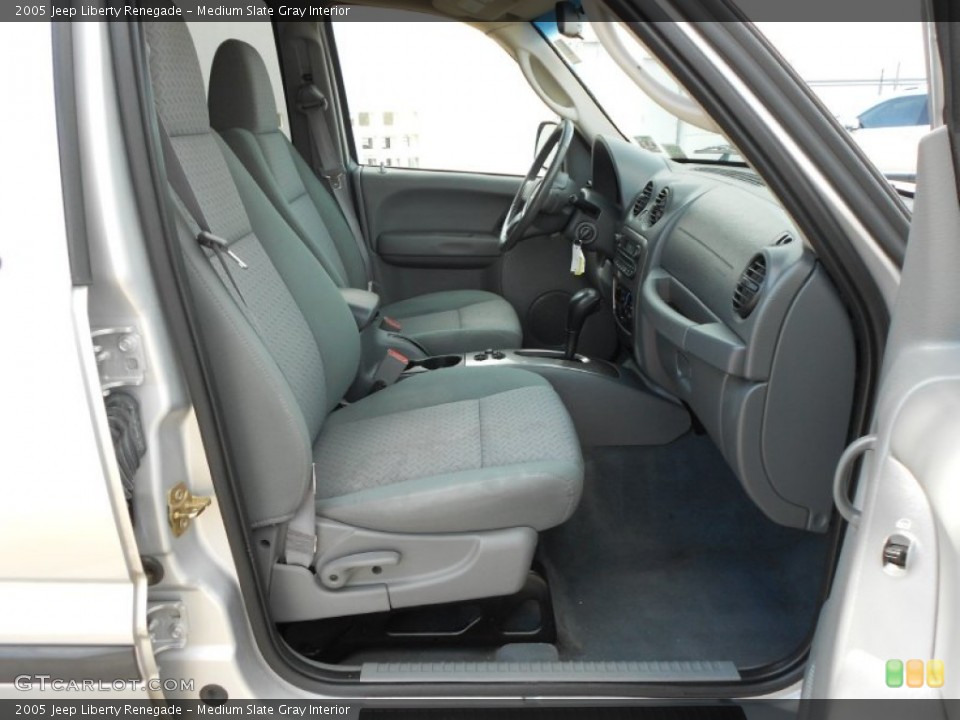 Medium Slate Gray Interior Photo for the 2005 Jeep Liberty Renegade #64635514