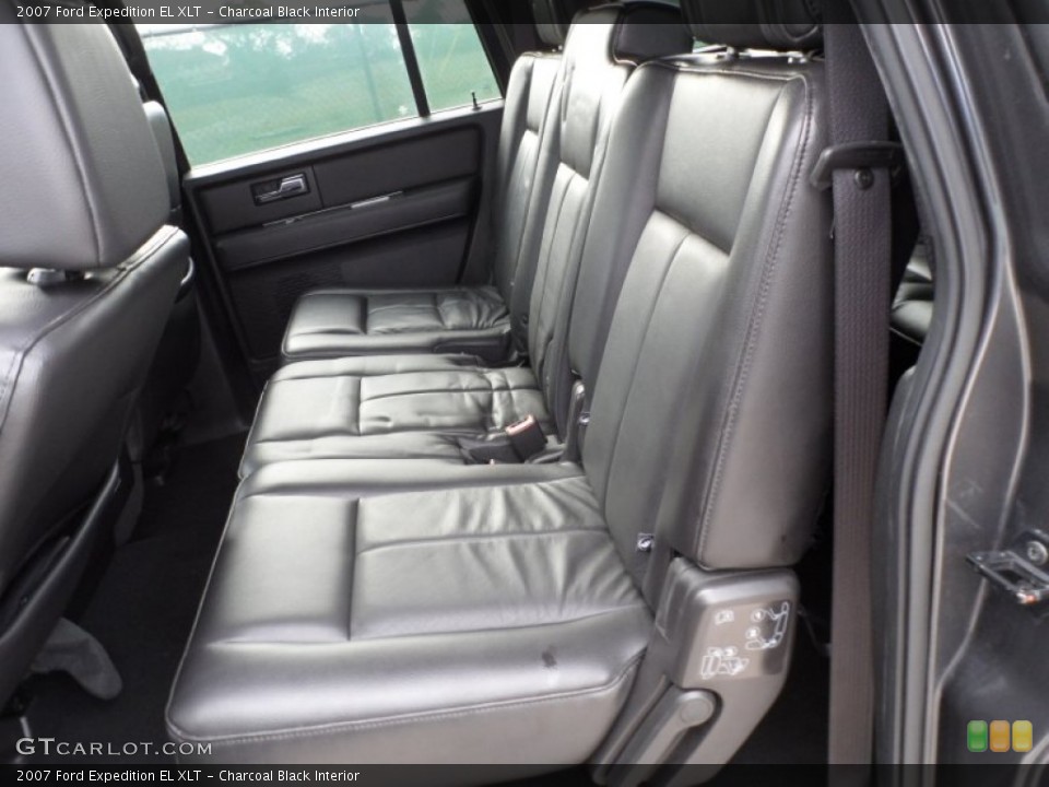 Charcoal Black Interior Photo for the 2007 Ford Expedition EL XLT #64647792