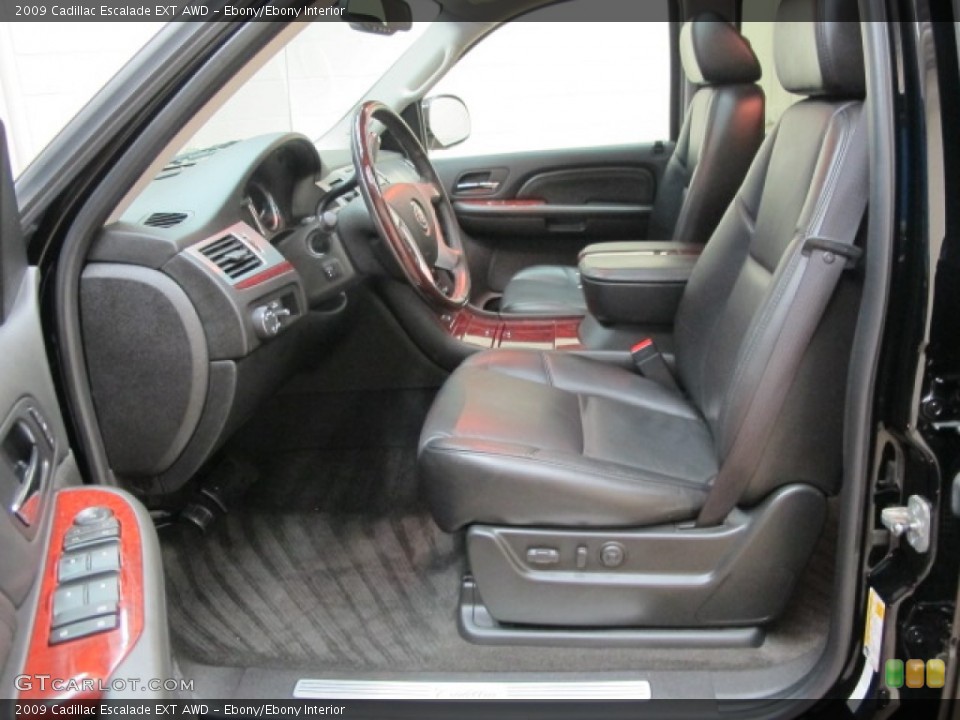 Ebony/Ebony Interior Photo for the 2009 Cadillac Escalade EXT AWD #64651168