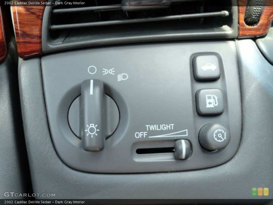 Dark Gray Interior Controls for the 2002 Cadillac DeVille Sedan #64679297