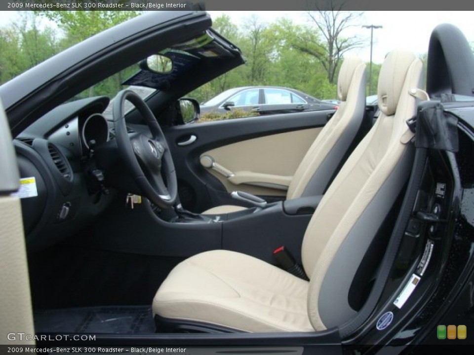 Black/Beige Interior Photo for the 2009 Mercedes-Benz SLK 300 Roadster #64679723