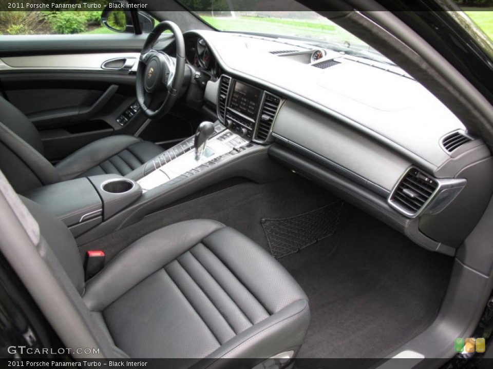 Black Interior Photo for the 2011 Porsche Panamera Turbo #64702158