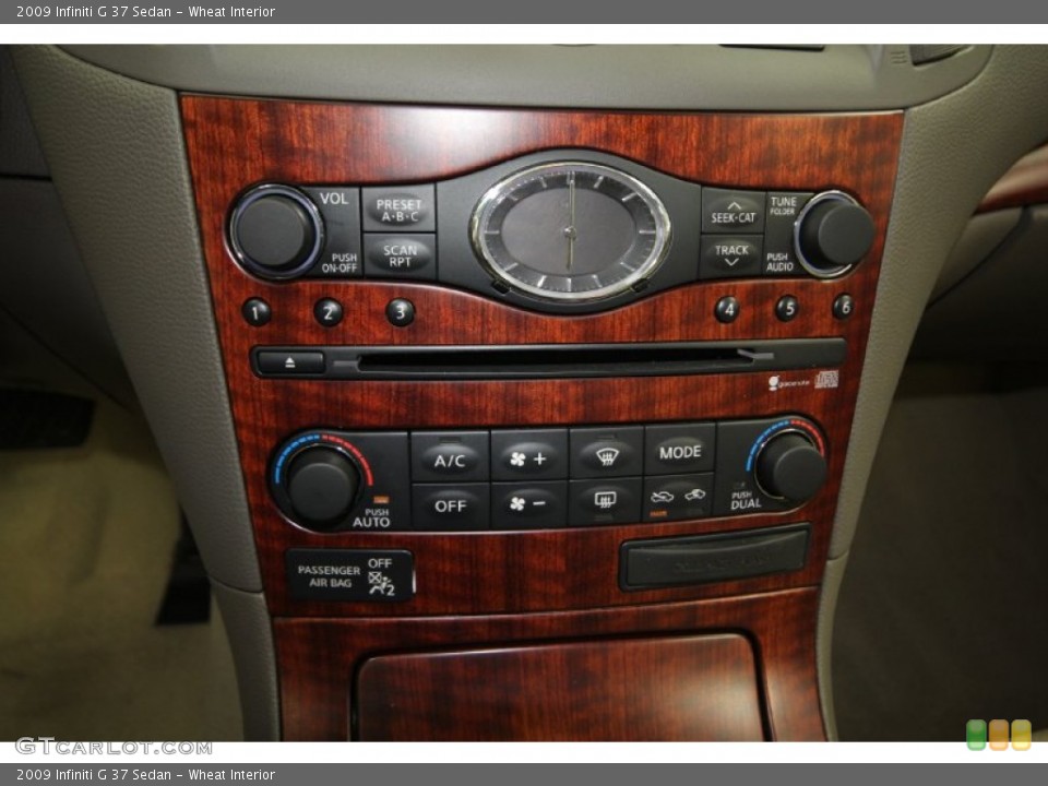 Wheat Interior Controls for the 2009 Infiniti G 37 Sedan #64705735