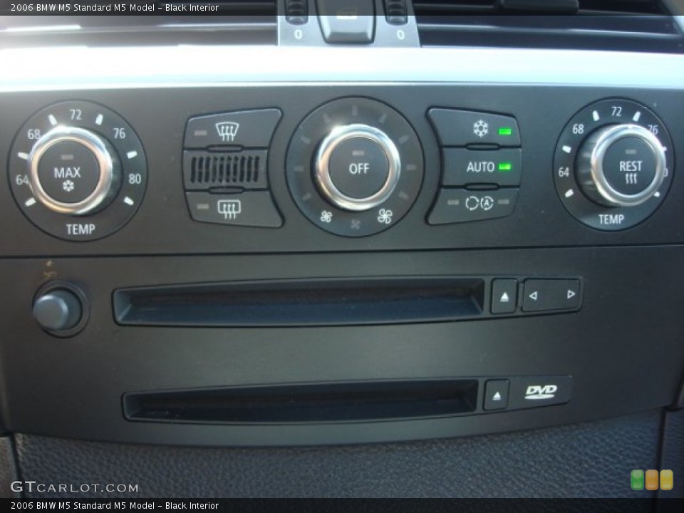 Black Interior Controls for the 2006 BMW M5  #64727382