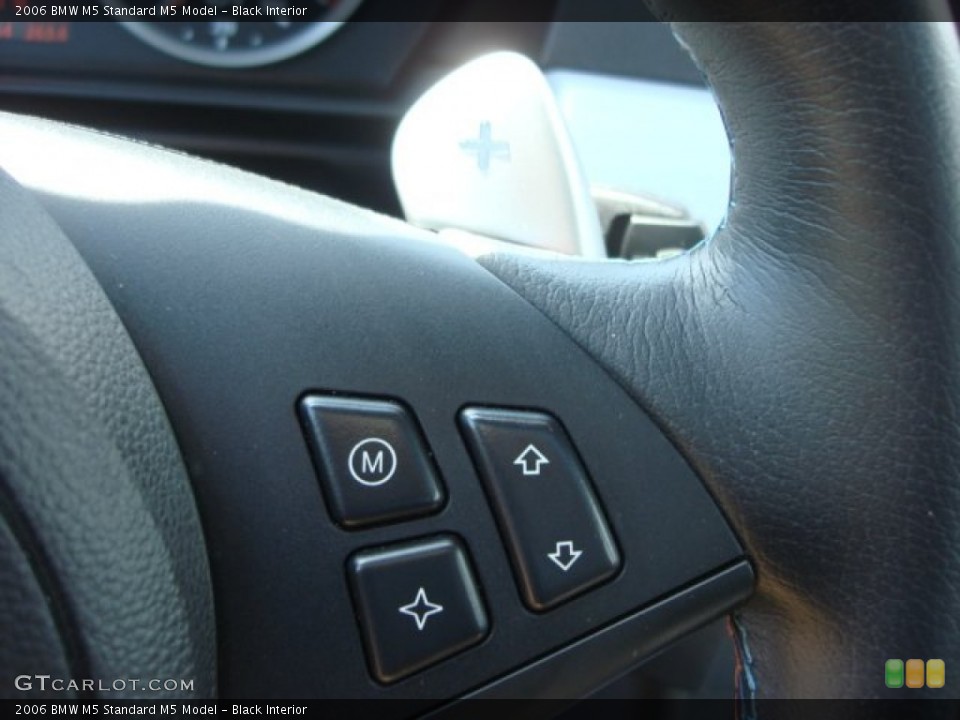 Black Interior Controls for the 2006 BMW M5  #64727440