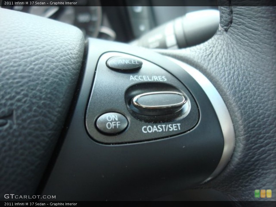 Graphite Interior Controls for the 2011 Infiniti M 37 Sedan #64736985
