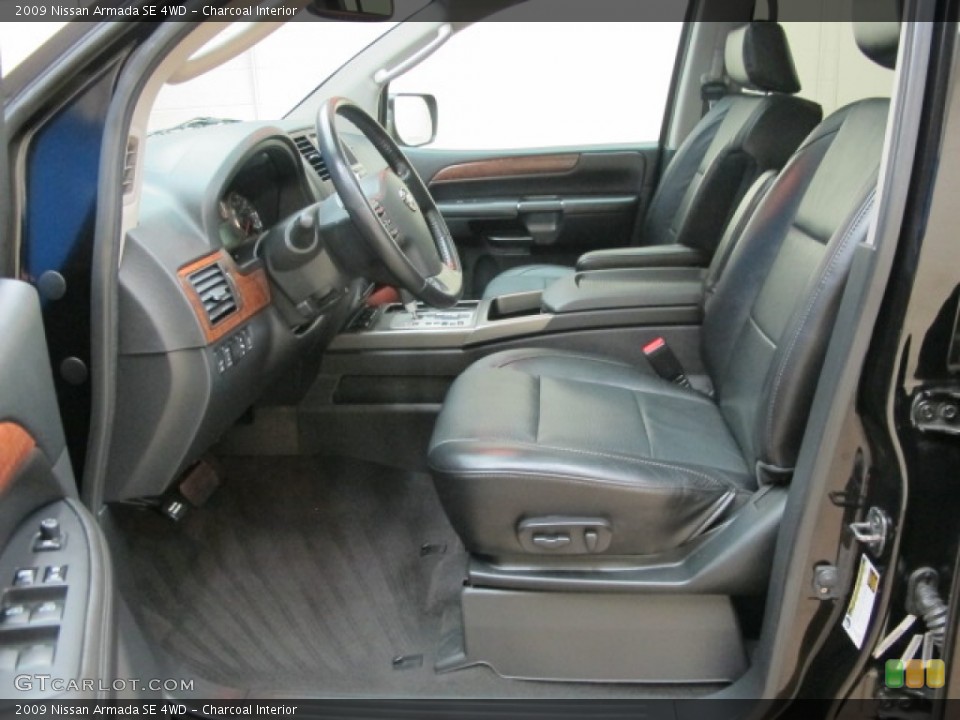 Charcoal Interior Photo for the 2009 Nissan Armada SE 4WD #64752219