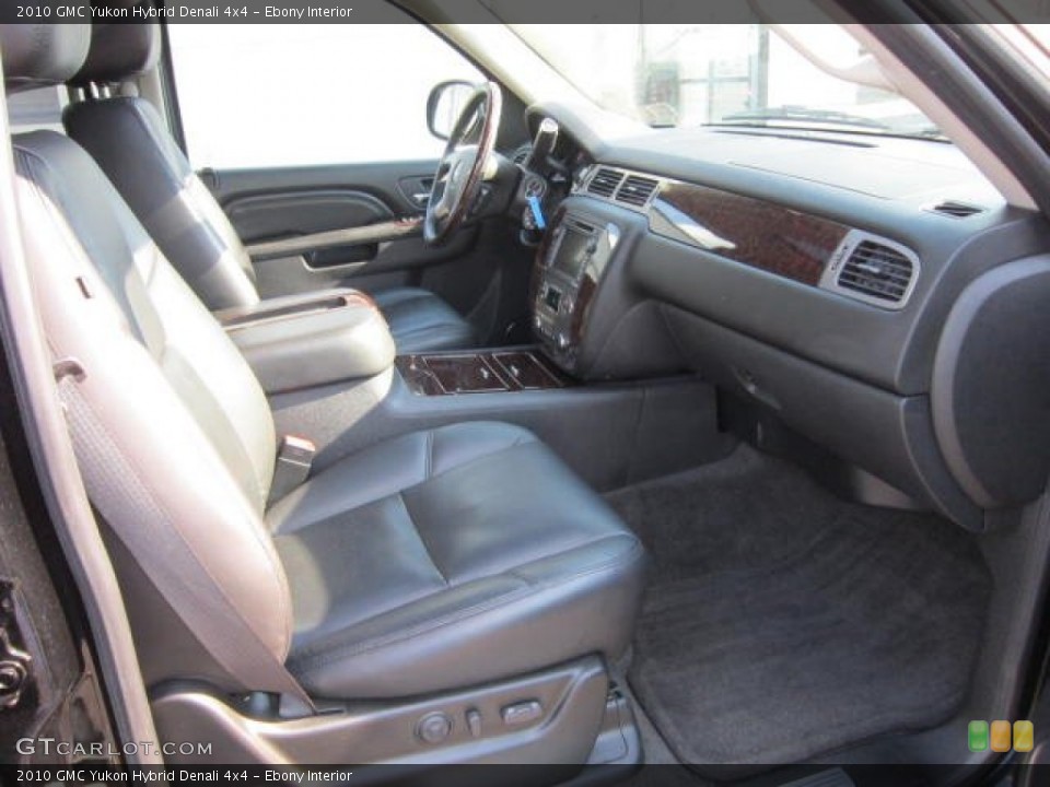 Ebony Interior Photo for the 2010 GMC Yukon Hybrid Denali 4x4 #64784418