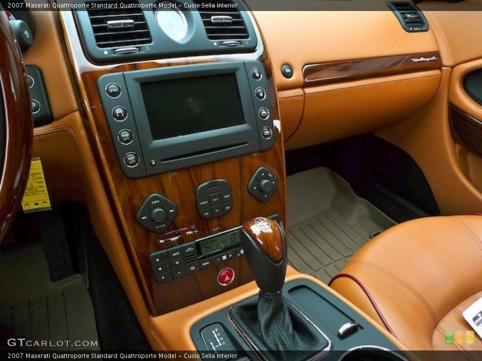 Cuoio Sella Interior Controls for the 2007 Maserati Quattroporte  #64792515