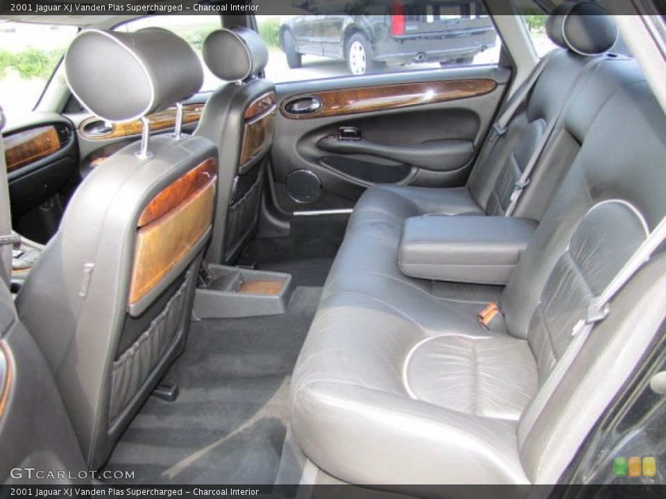 Charcoal Interior Rear Seat for the 2001 Jaguar XJ Vanden Plas Supercharged #64792818