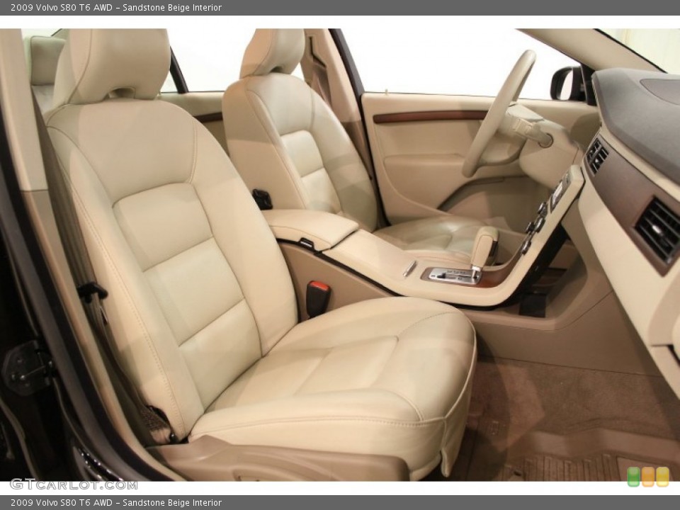 Sandstone Beige Interior Photo for the 2009 Volvo S80 T6 AWD #64812692