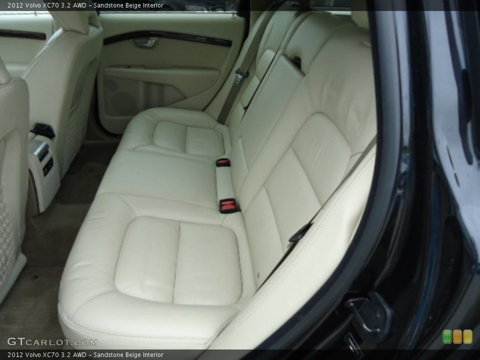 Sandstone Beige Interior Photo for the 2012 Volvo XC70 3.2 AWD #64816190
