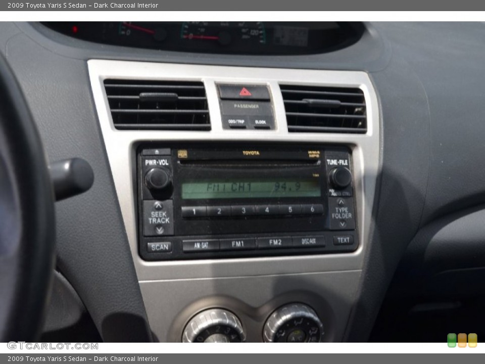 Dark Charcoal Interior Controls for the 2009 Toyota Yaris S Sedan #64890095