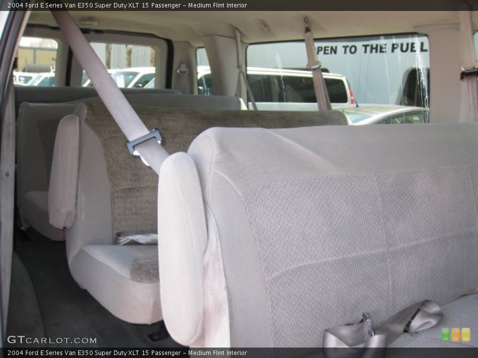 Medium Flint 2004 Ford E Series Van Interiors