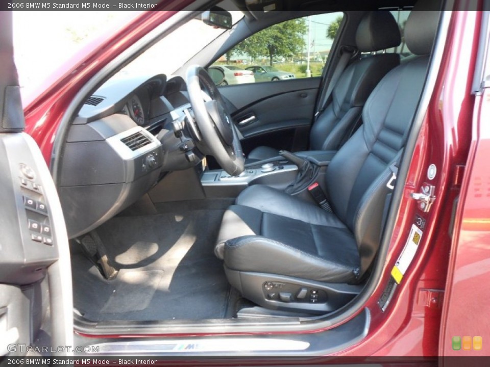 Black Interior Photo for the 2006 BMW M5  #64905578