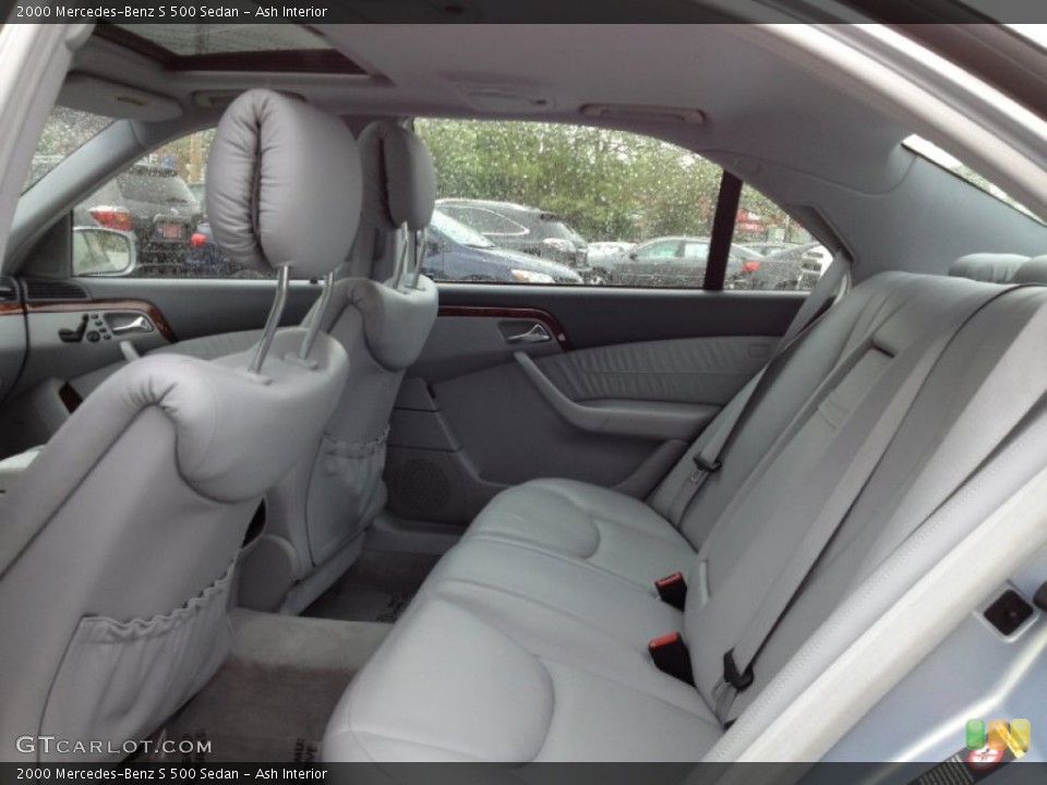Ash Interior Photo for the 2000 Mercedes-Benz S 500 Sedan #64911620