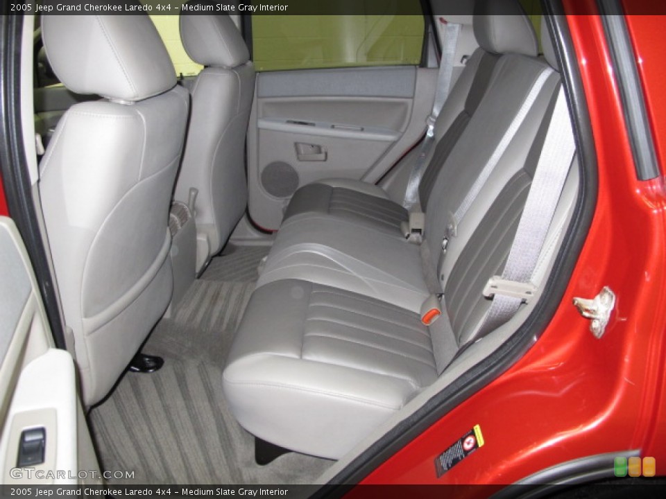 Medium Slate Gray Interior Rear Seat for the 2005 Jeep Grand Cherokee Laredo 4x4 #64960882