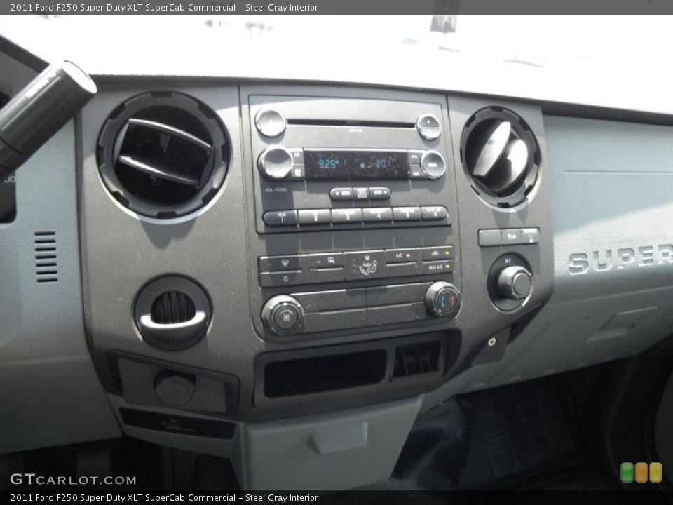 Steel Gray Interior Controls for the 2011 Ford F250 Super Duty XLT SuperCab Commercial #64964371