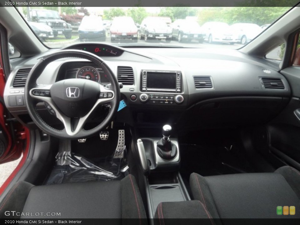 Black Interior Dashboard for the 2010 Honda Civic Si Sedan #64979180