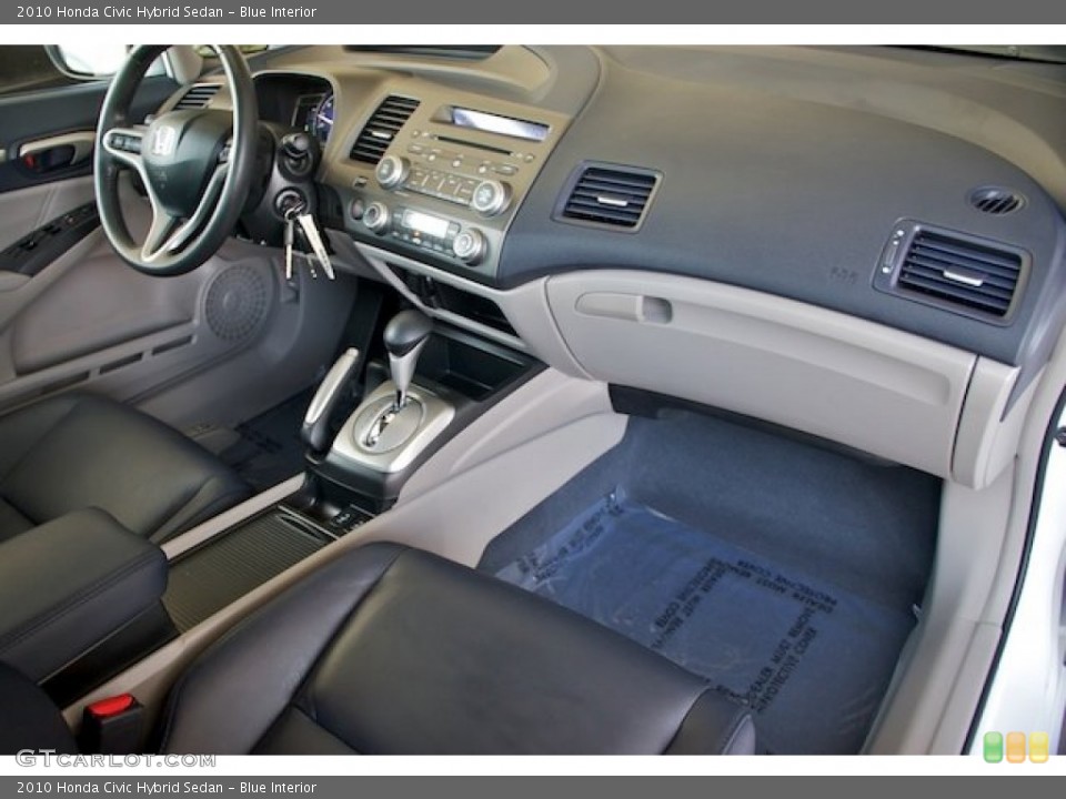 Blue Interior Dashboard for the 2010 Honda Civic Hybrid Sedan #64979234