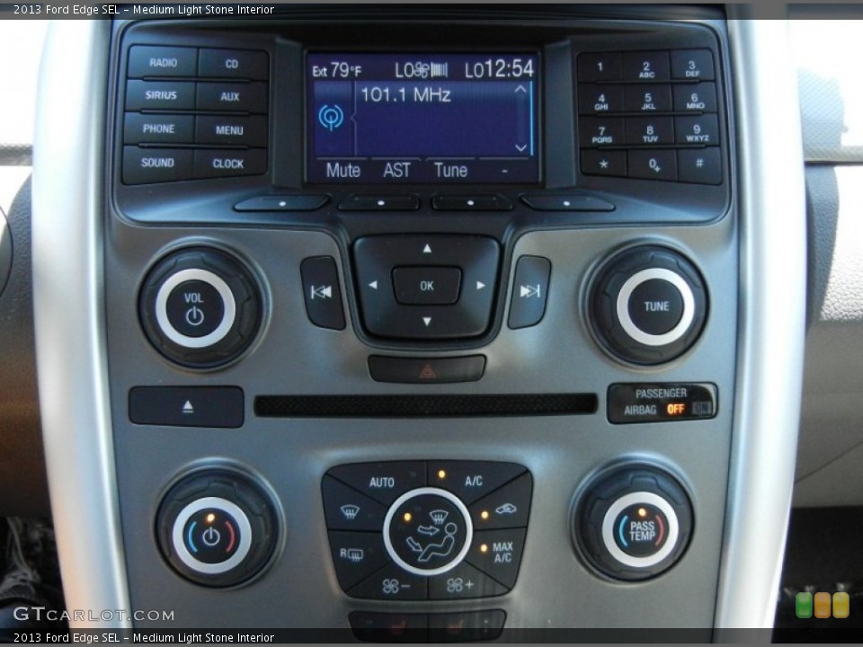 Medium Light Stone Interior Controls for the 2013 Ford Edge SEL #64993709