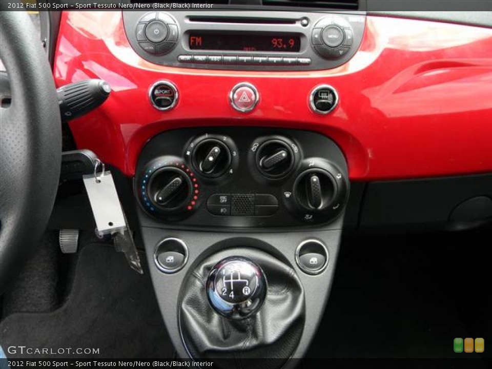 Sport Tessuto Nero/Nero (Black/Black) Interior Controls for the 2012 Fiat 500 Sport #64998406