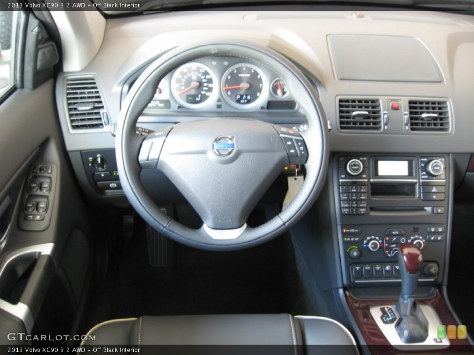 Off Black Interior Dashboard for the 2013 Volvo XC90 3.2 AWD #65000147