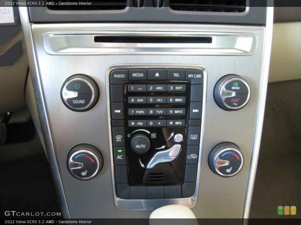 Sandstone Interior Controls for the 2012 Volvo XC60 3.2 AWD #65000714