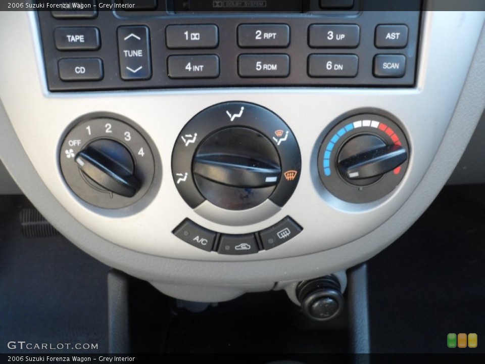 Grey Interior Controls for the 2006 Suzuki Forenza Wagon #65033181