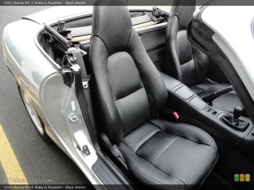 Black Interior Front Seat for the 2002 Mazda MX-5 Miata LS Roadster #65062864