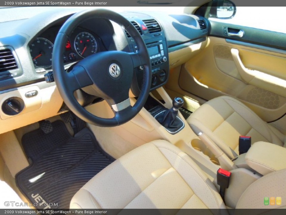 Pure Beige Interior Photo for the 2009 Volkswagen Jetta SE SportWagen #65066885