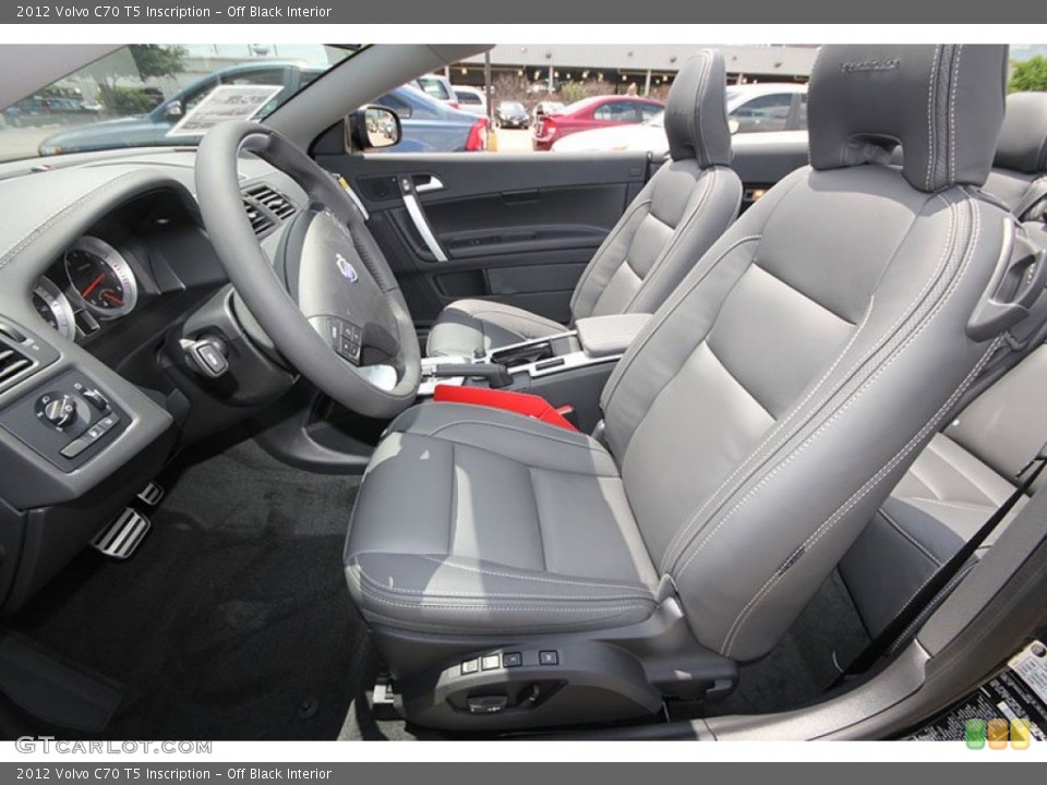 Off Black Interior Photo for the 2012 Volvo C70 T5 Inscription #65072079