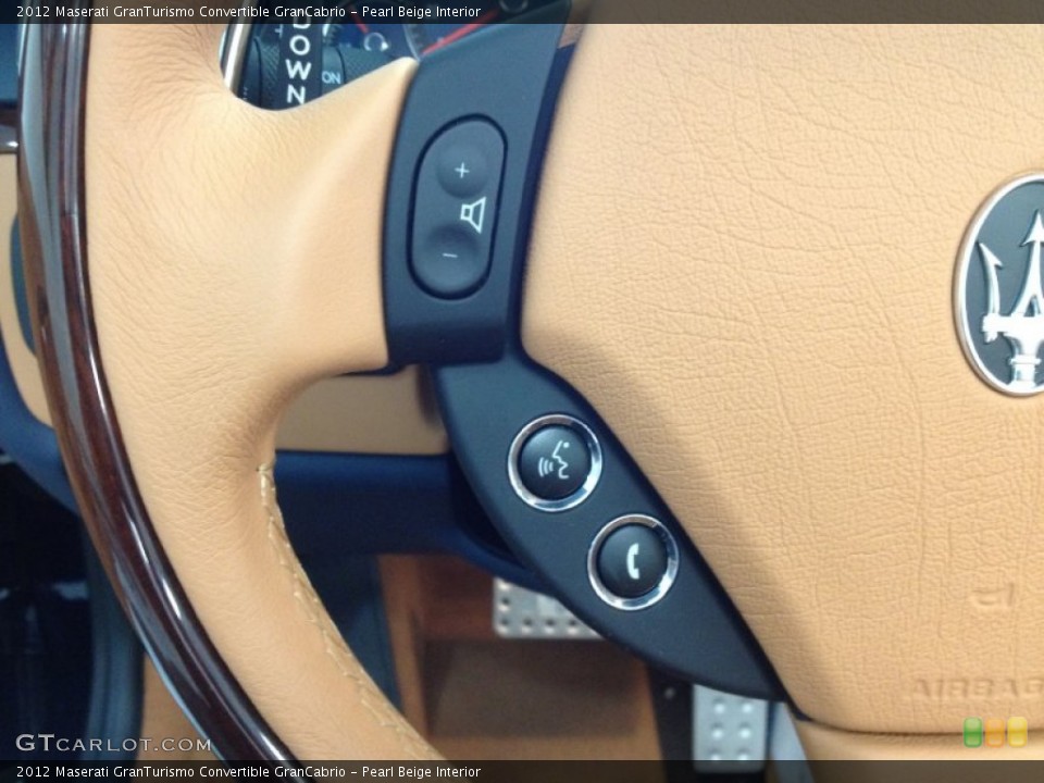 Pearl Beige Interior Controls for the 2012 Maserati GranTurismo Convertible GranCabrio #65079377