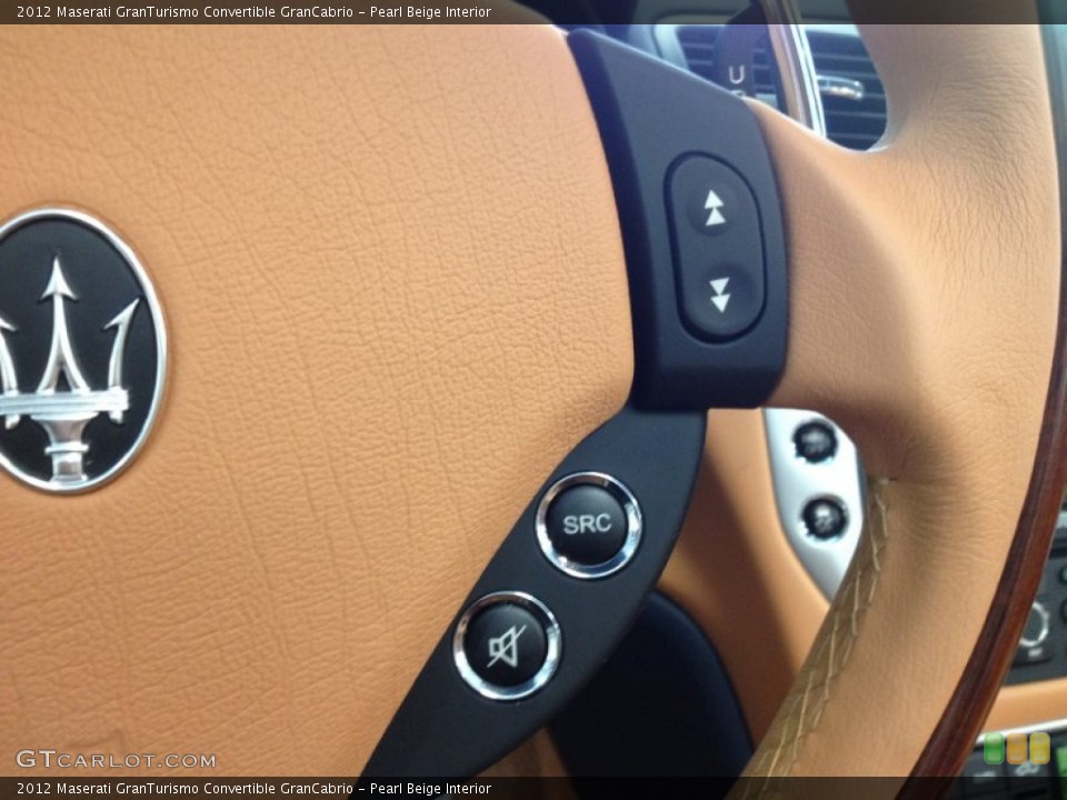Pearl Beige Interior Controls for the 2012 Maserati GranTurismo Convertible GranCabrio #65079386
