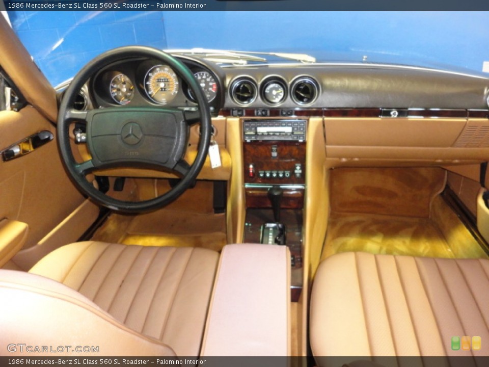 Palomino Interior Dashboard for the 1986 Mercedes-Benz SL Class 560 SL Roadster #65128192