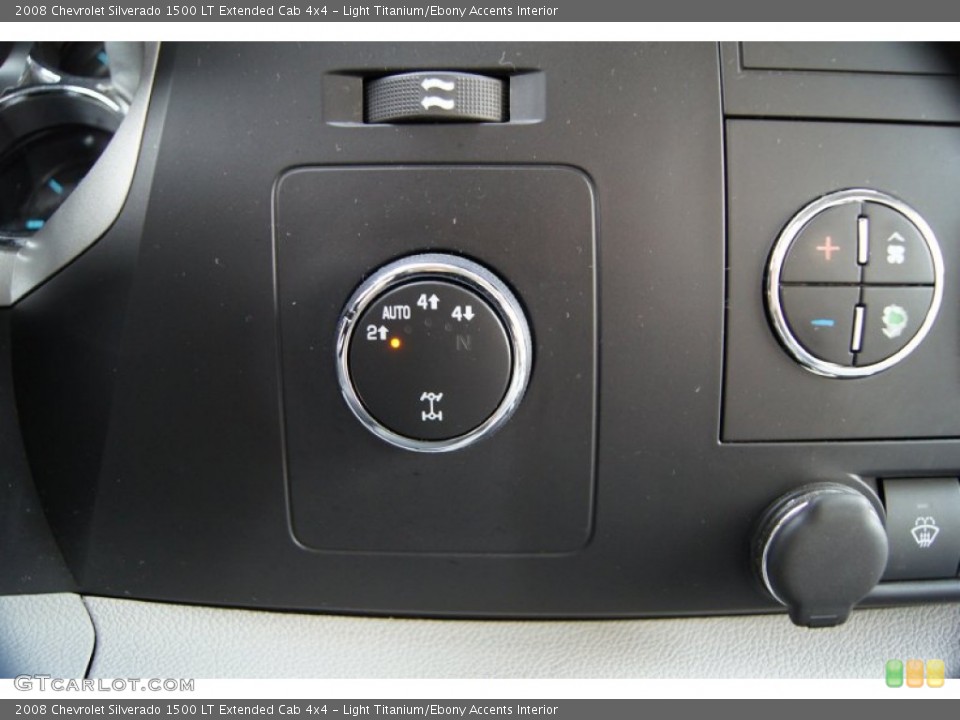 Light Titanium/Ebony Accents Interior Controls for the 2008 Chevrolet Silverado 1500 LT Extended Cab 4x4 #65130564