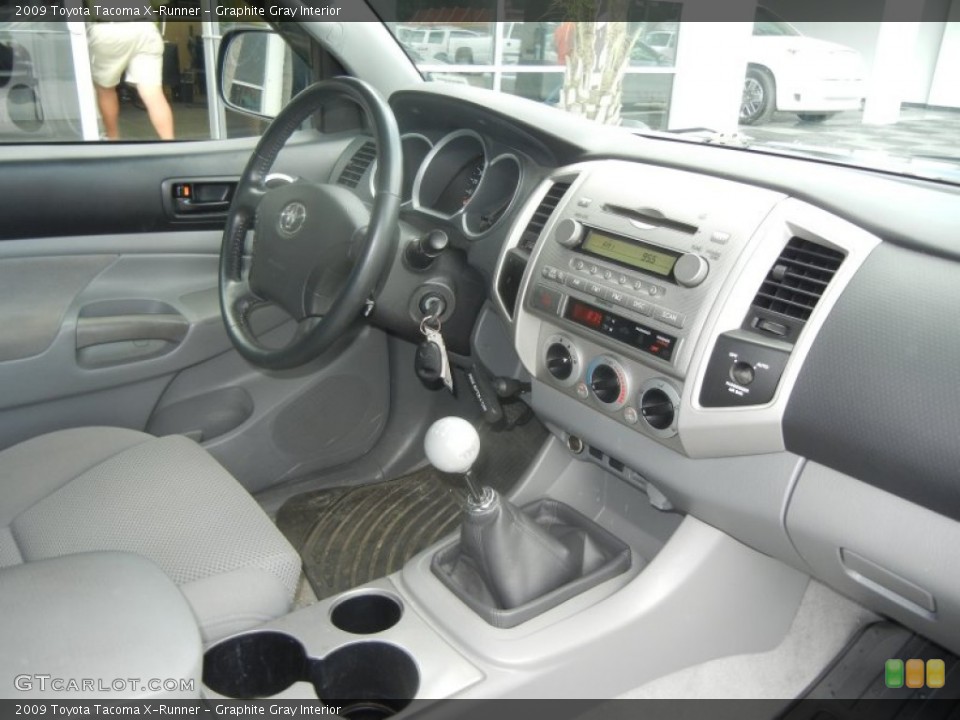 Graphite Gray Interior Photo for the 2009 Toyota Tacoma X-Runner #65151561