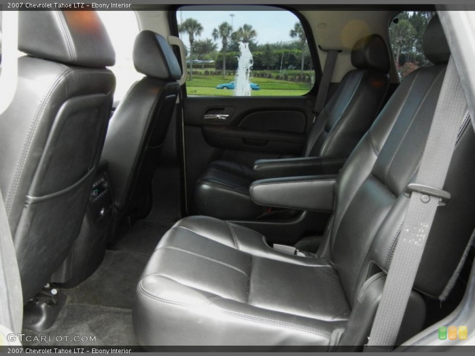 Ebony Interior Photo for the 2007 Chevrolet Tahoe LTZ #65155923