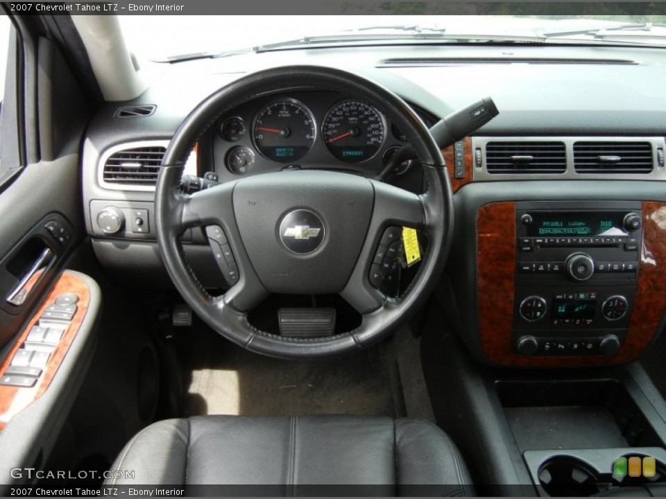 Ebony Interior Dashboard for the 2007 Chevrolet Tahoe LTZ #65155959
