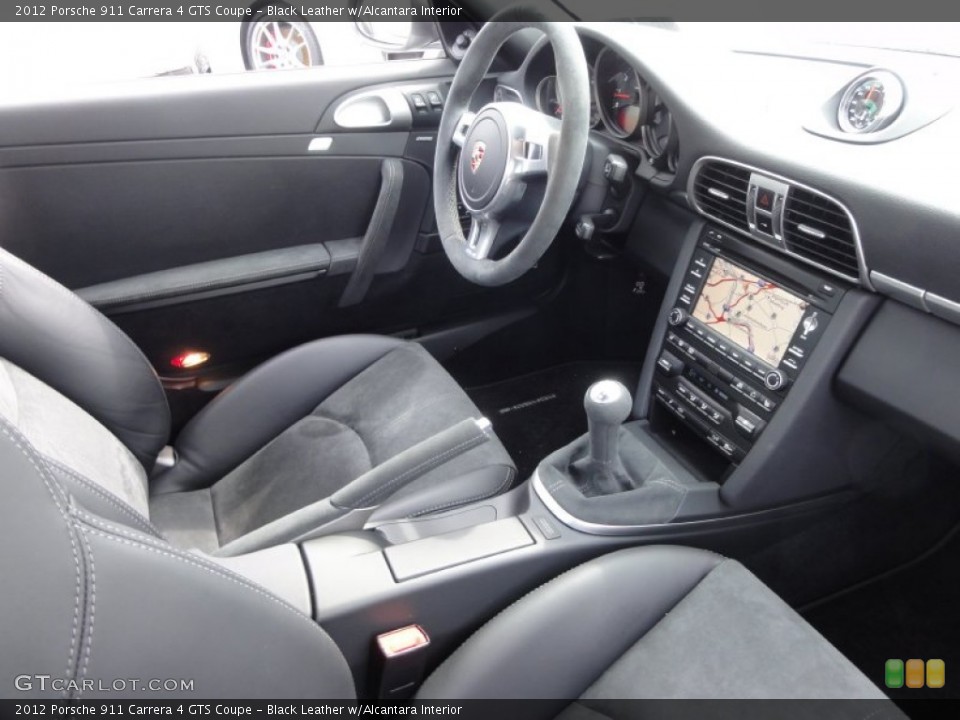 Black Leather w/Alcantara Interior Photo for the 2012 Porsche 911 Carrera 4 GTS Coupe #65159541