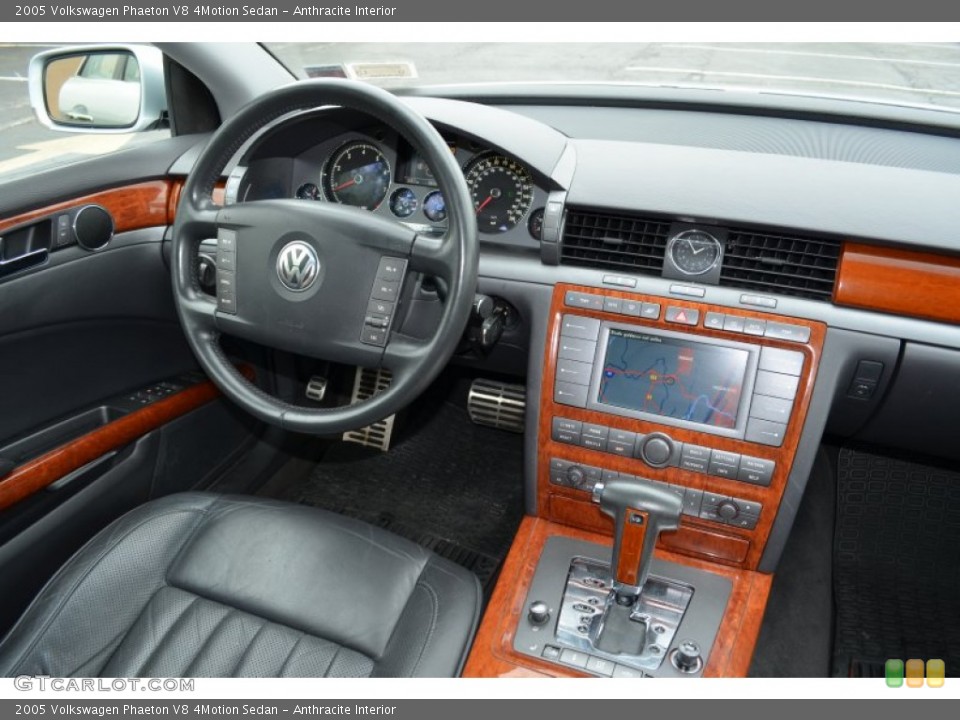 Anthracite Interior Dashboard for the 2005 Volkswagen Phaeton V8 4Motion Sedan #65177613