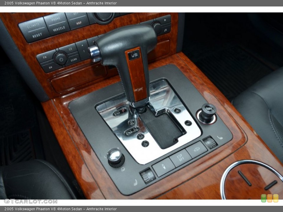 Anthracite Interior Transmission for the 2005 Volkswagen Phaeton V8 4Motion Sedan #65177694