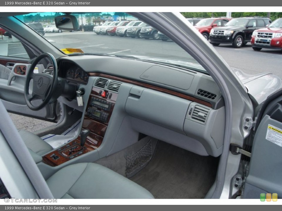 Grey Interior Dashboard for the 1999 Mercedes-Benz E 320 Sedan #65178315