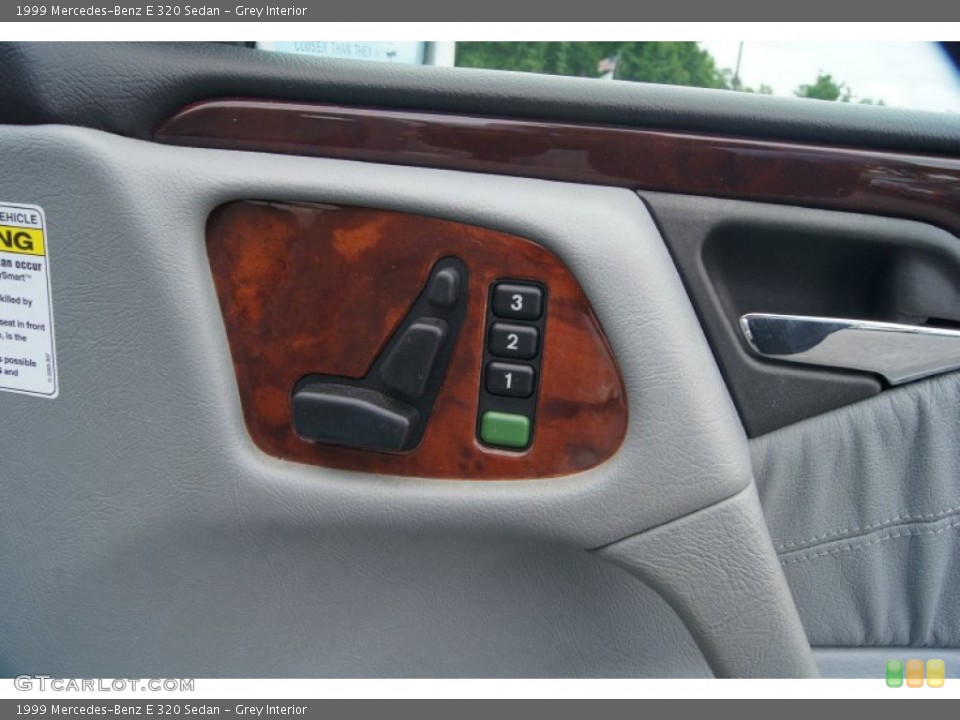Grey Interior Controls for the 1999 Mercedes-Benz E 320 Sedan #65178321