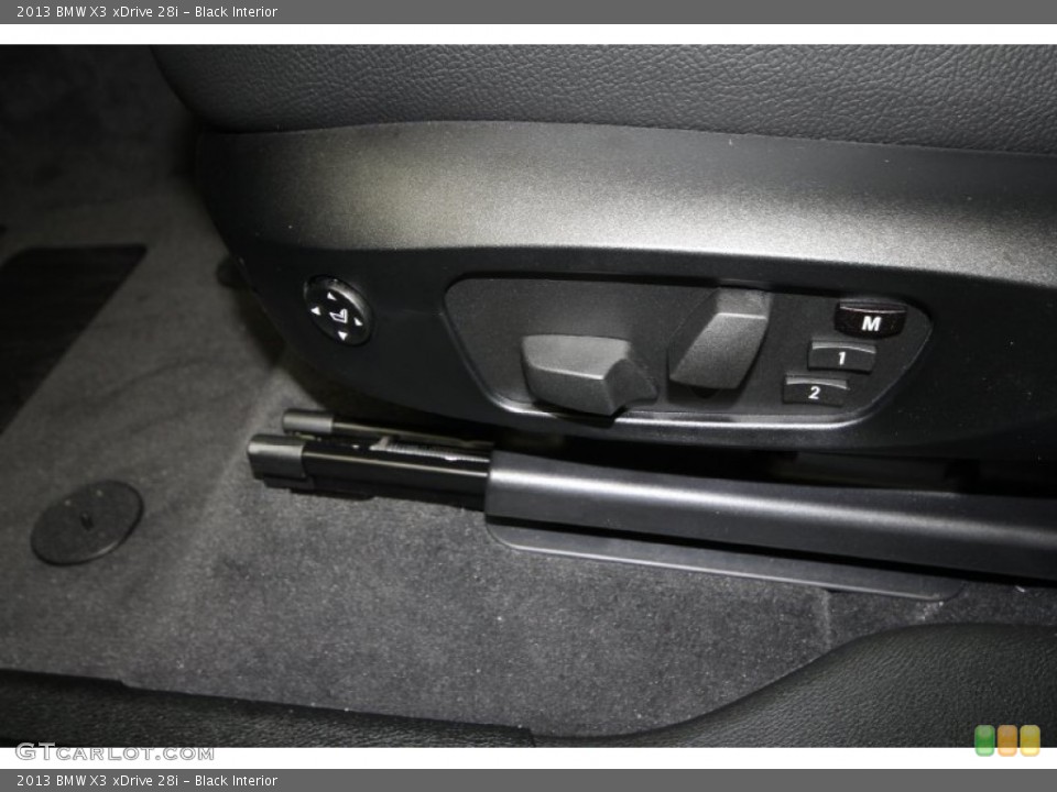 Black Interior Controls for the 2013 BMW X3 xDrive 28i #65196363