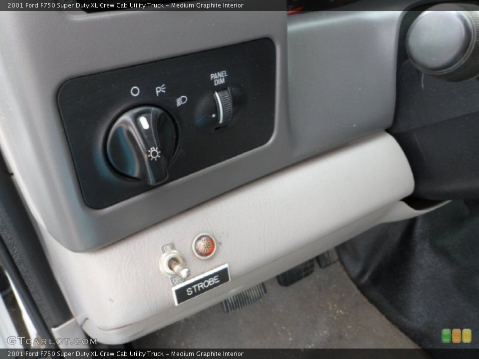 Medium Graphite Interior Controls for the 2001 Ford F750 Super Duty XL Crew Cab Utility Truck #65219967