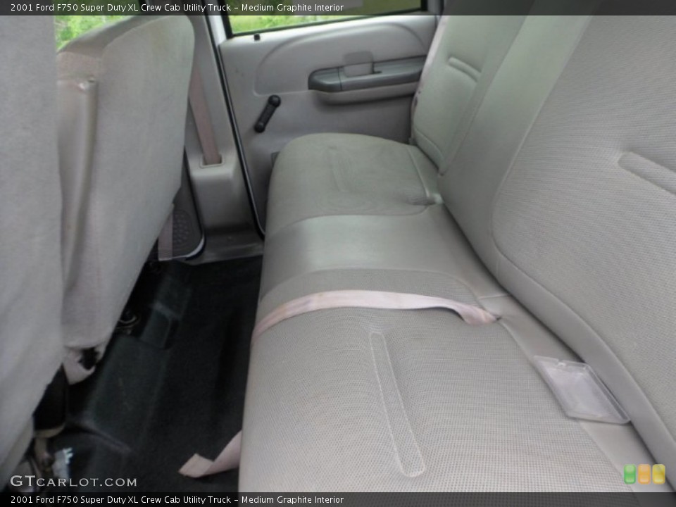 Medium Graphite Interior Photo for the 2001 Ford F750 Super Duty XL Crew Cab Utility Truck #65220031
