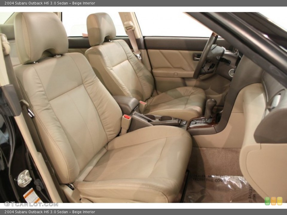 Beige Interior Photo for the 2004 Subaru Outback H6 3.0 Sedan #65223994