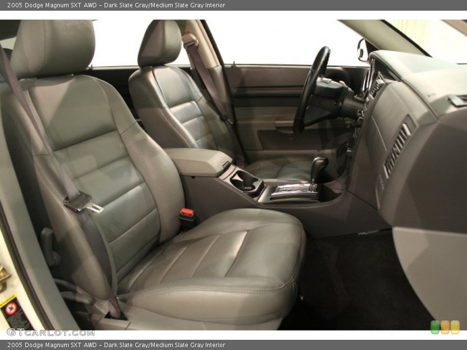 Dark Slate Gray/Medium Slate Gray Interior Photo for the 2005 Dodge Magnum SXT AWD #65224321